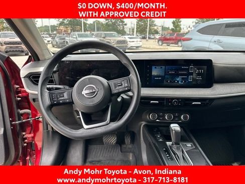 Used 2025 Nissan Kicks SV AWD/4WD image 13