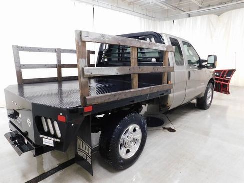 Used 2005 Ford F350 Lariat image 20