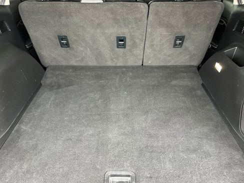 Used 2018 Ford Edge Titanium image 16