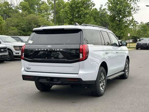 New 2026 Ford Expedition Active AWD/4WD image 3