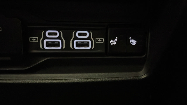 Certified 2025 Jeep Grand Cherokee Limited w/ Luxury Tech Group II AWD/4WD image 34
