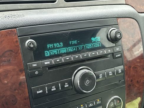 Used 2011 Chevrolet Silverado 1500 LTZ w/ Max Trailering Pack image 13