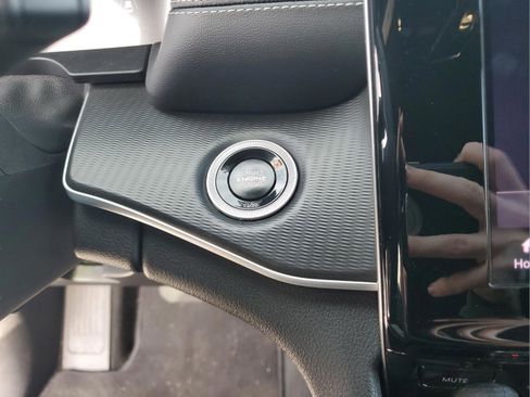 Certified 2025 Jeep Grand Cherokee L Laredo w/ Luxury Tech Group I image 21