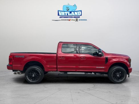 Used 2022 Ford F250 Lariat w/ Black Appearance Package image 6