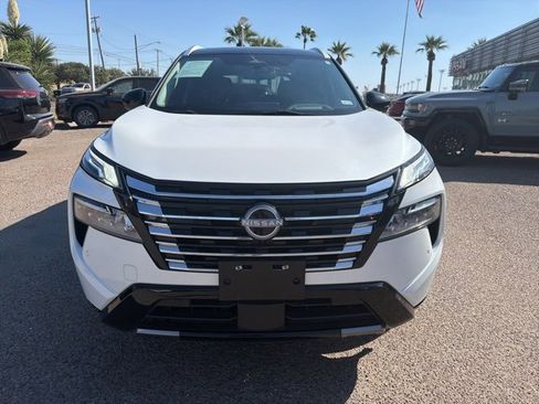 Certified 2024 Nissan Rogue Platinum w/ Platinum Premium Package image 2