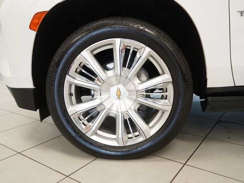 Used 2023 Chevrolet Tahoe High Country AWD/4WD image 20