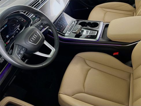 Used 2024 Audi Q8 Premium Plus w/ Premium Plus Package image 24