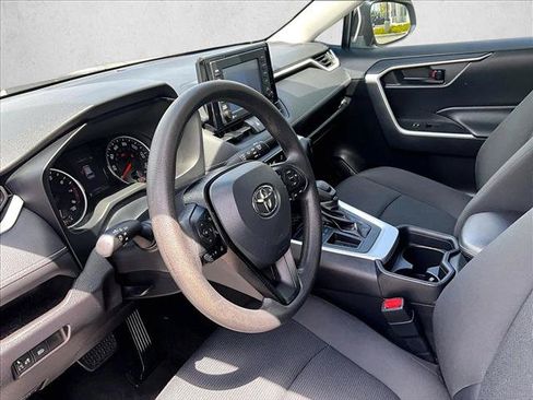 Used 2020 Toyota RAV4 LE FWD image 14