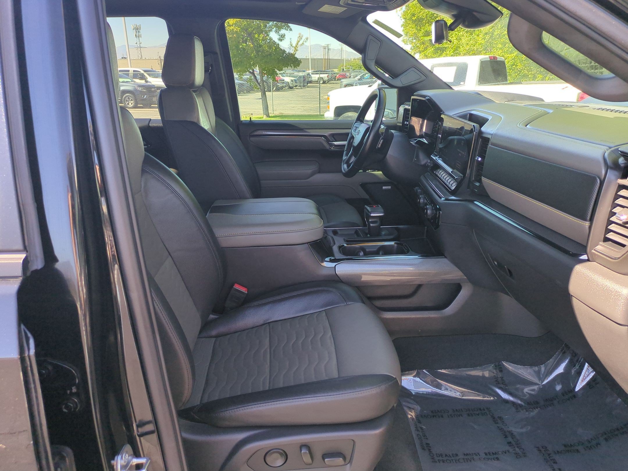 Certified 2025 Chevrolet Silverado 1500 ZR2 w/ Technology Package AWD/4WD image 31