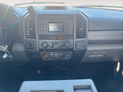 Used 2018 Ford F350 XL w/ Power Equipment Group image 11