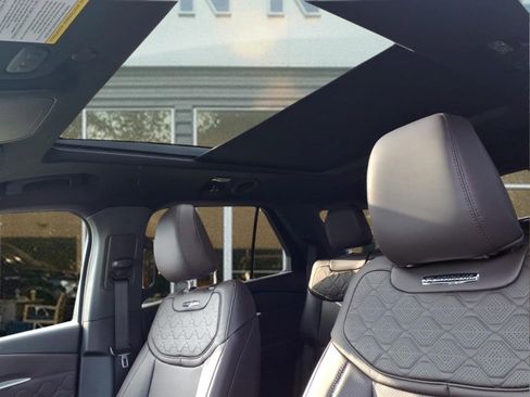 New 2026 Ford Explorer Platinum AWD/4WD image 11
