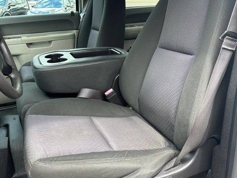 Used 2013 GMC Sierra 3500 W/T AWD/4WD image 10
