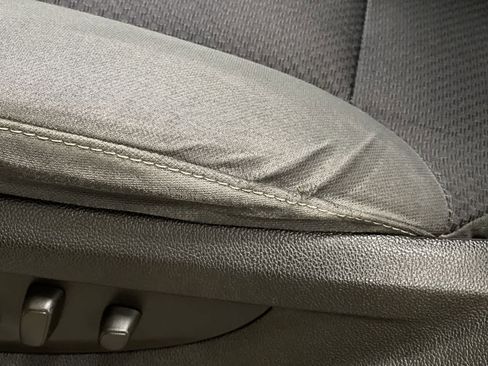 Used 2015 GMC Sierra 1500 SLE w/ SLE Value Package image 38