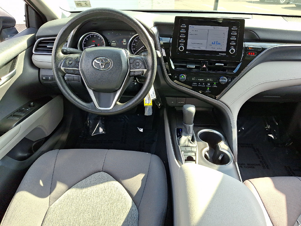 Used 2024 Toyota Camry LE AWD/4WD image 12