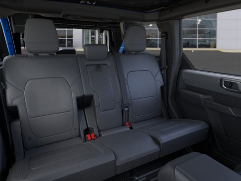 New 2025 Ford Bronco Big Bend w/ Black Diamond Package AWD/4WD image 11