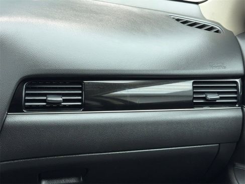 Used 2020 Mitsubishi Outlander ES image 20