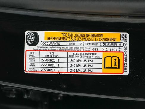Used 2023 GMC Yukon XL SLT w/ SLT Luxury Package AWD/4WD image 27
