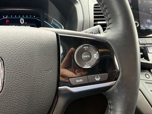 Used 2019 Honda Odyssey EX-L image 17