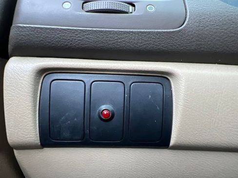 Used 2004 Honda Accord LX image 19