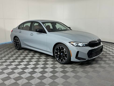 New 2026 BMW 330i Sedan w/ M Sport Package image 6