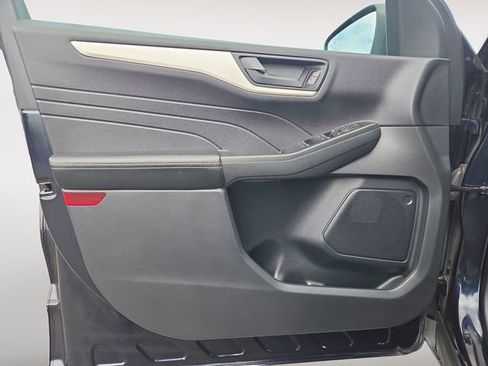 Used 2021 Ford Escape S image 16