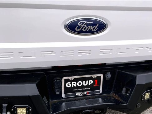 Used 2017 Ford F350 XLT w/ XLT Value Package image 9