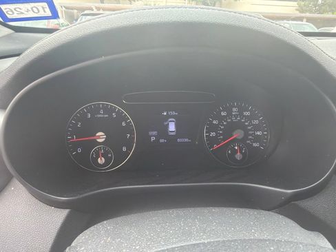 Used 2020 Kia Sorento LX FWD image 15
