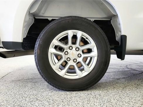 Used 2023 Chevrolet Silverado 1500 LT image 13