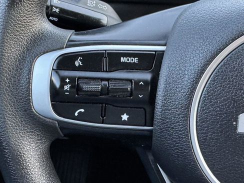 Used 2024 Kia Sportage LX image 22