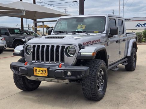 Used 2021 Jeep Gladiator Mojave AWD/4WD image 3