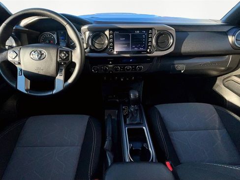 Used 2023 Toyota Tacoma TRD Sport image 16