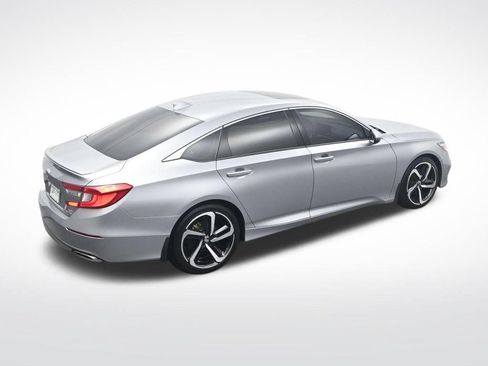 Used 2018 Honda Accord Sport image 34