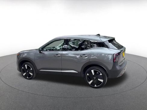 Used 2026 Nissan Kicks SR FWD image 10