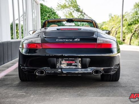 Used 2004 Porsche 911 Carrera 4S AWD/4WD image 17