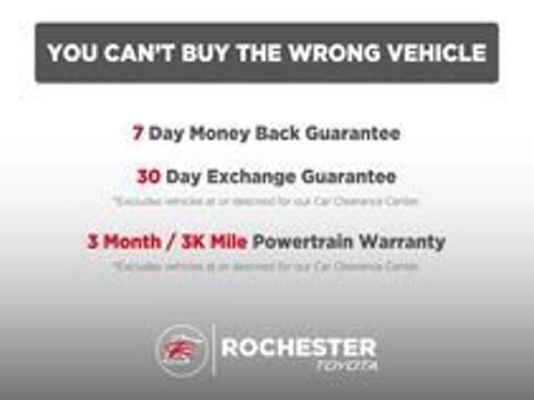 Used 2023 Toyota Highlander XLE AWD/4WD image 16