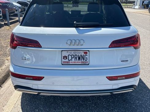 Used 2022 Audi Q5 2.0T Premium AWD/4WD image 5