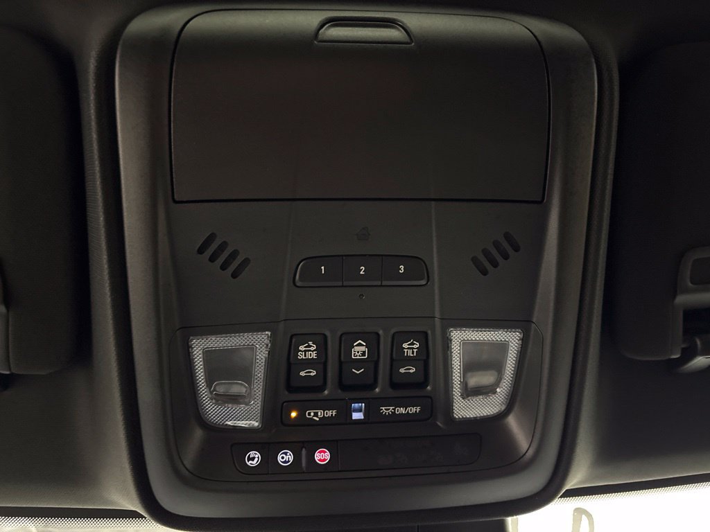 Certified 2024 Cadillac XT4 Premium Luxury w/ Technology Package AWD/4WD image 28
