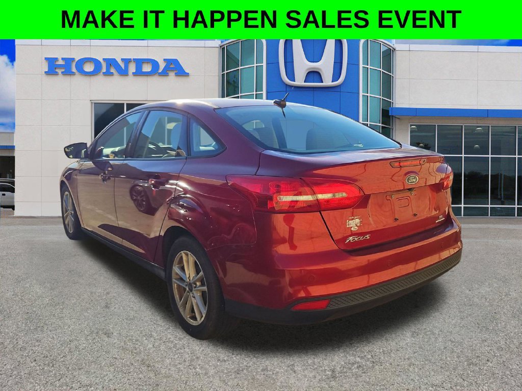 Used 2015 Ford Focus SE FWD image 20