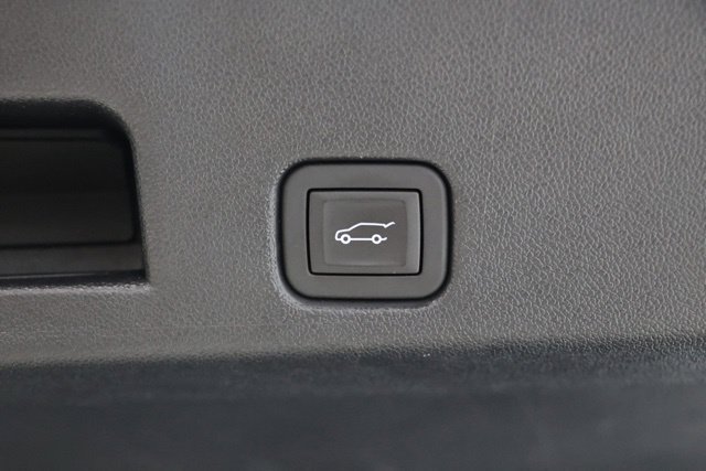 Used 2025 Buick Enclave Preferred FWD image 34
