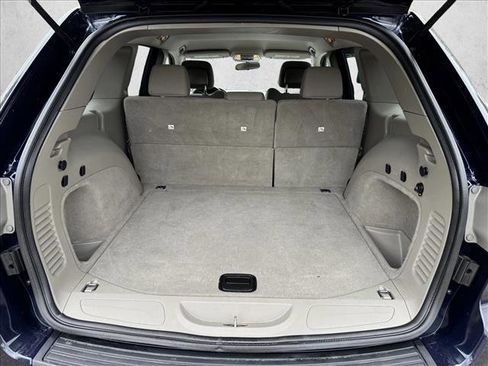 Used 2013 Jeep Grand Cherokee Laredo AWD/4WD image 8