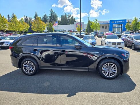 Certified 2024 MAZDA CX-90 Plug-In Hybrid w/ Preferred AWD/4WD image 4