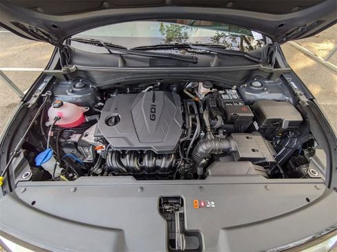 Used 2024 Kia Sportage SX image 14