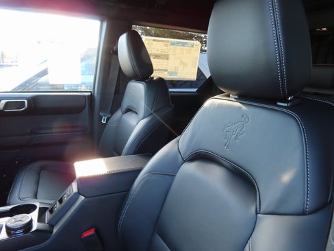 New 2025 Ford Bronco Outer Banks image 16