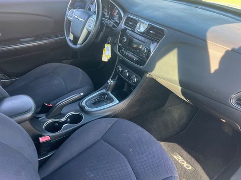 Used 2013 Chrysler 200 Touring w/ Cold Weather Group image 12