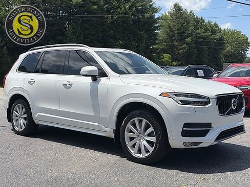 Used 2017 Volvo XC90 T6 Momentum w/ Vision Package AWD/4WD image 8