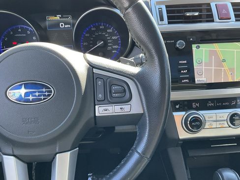 Used 2017 Subaru Outback 2.5i Limited image 40