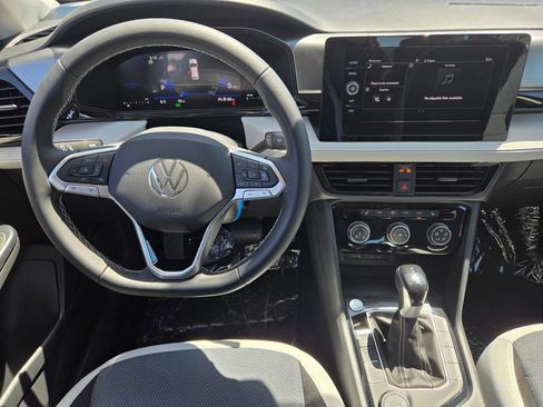 New 2026 Volkswagen Taos S AWD/4WD image 8