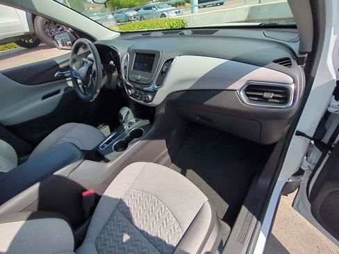 Certified 2024 Chevrolet Equinox LS w/ LS Convenience Package image 27