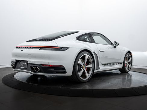 Certified 2022 Porsche 911 Carrera S image 7