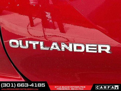 New 2025 Mitsubishi Outlander SEL image 9